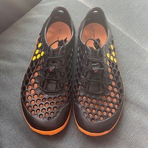Vivobarefoot aqua shoes